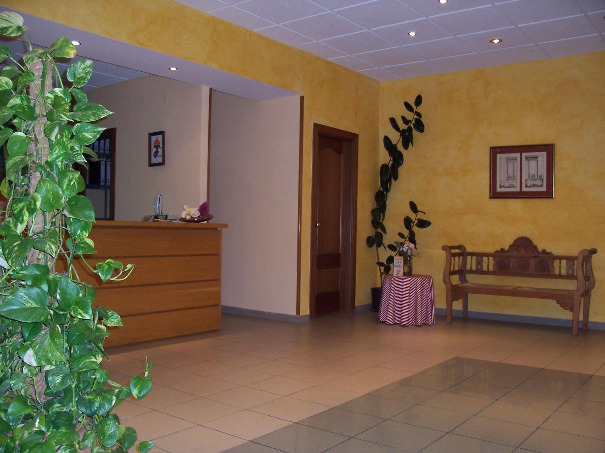 Mlc Benavente Interior foto